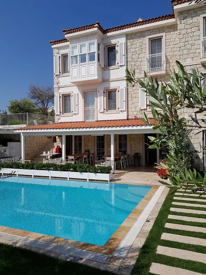 Peremere Alacati Otel